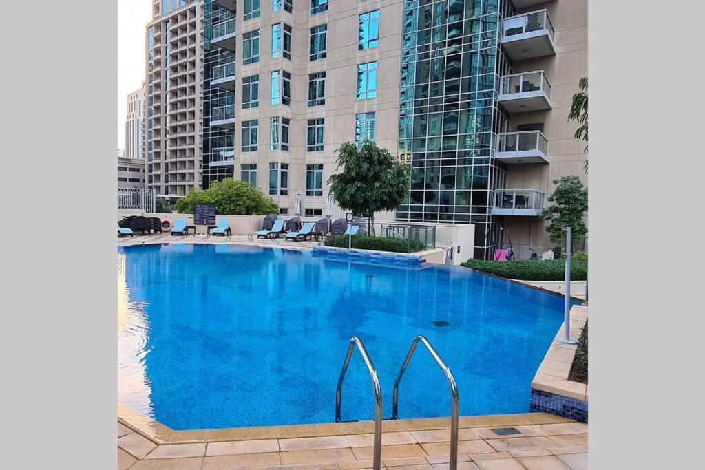 First Class 2Br With Full Burj Khalifa And Fountain View Dubai Ngoại thất bức ảnh