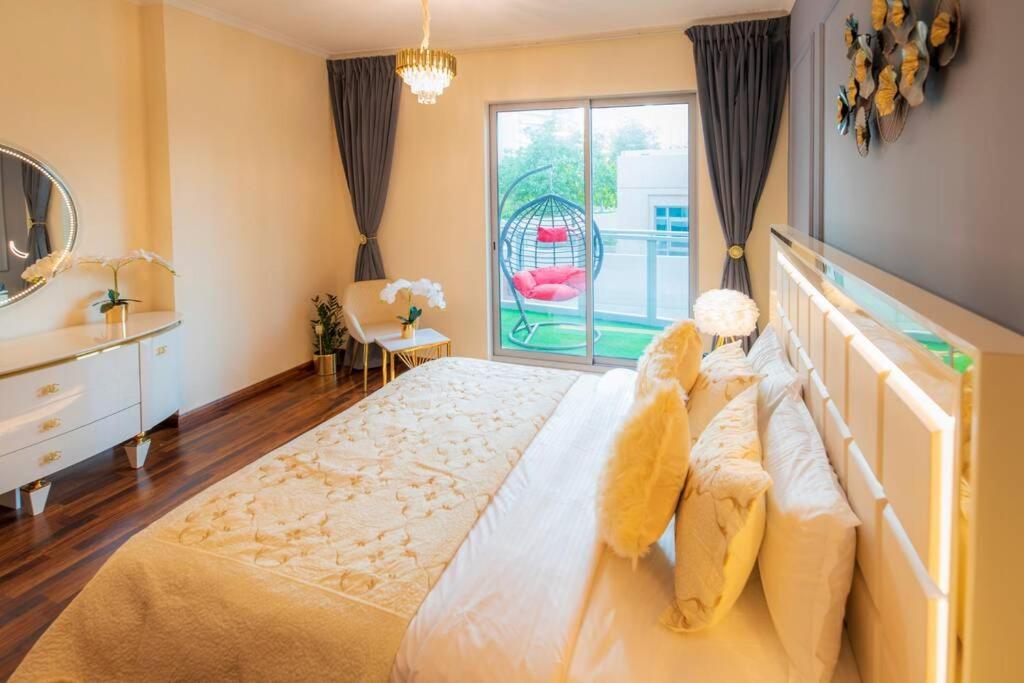 First Class 2Br With Full Burj Khalifa And Fountain View Dubai Ngoại thất bức ảnh