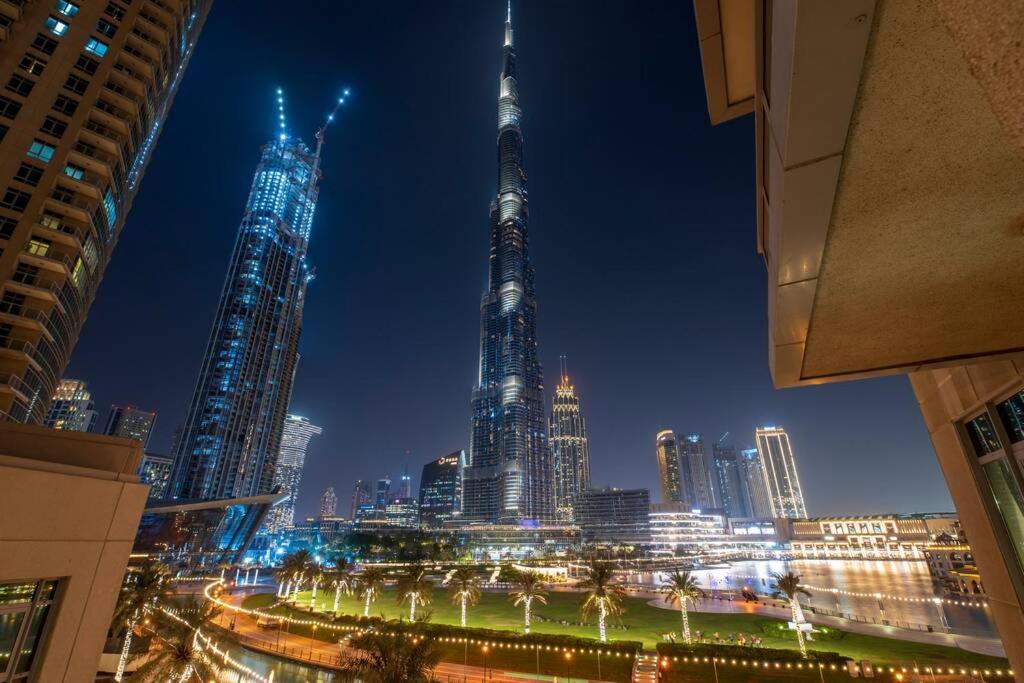 First Class 2Br With Full Burj Khalifa And Fountain View Dubai Ngoại thất bức ảnh