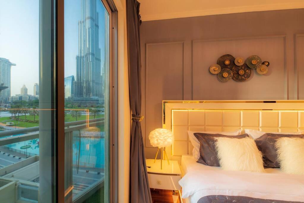 First Class 2Br With Full Burj Khalifa And Fountain View Dubai Ngoại thất bức ảnh
