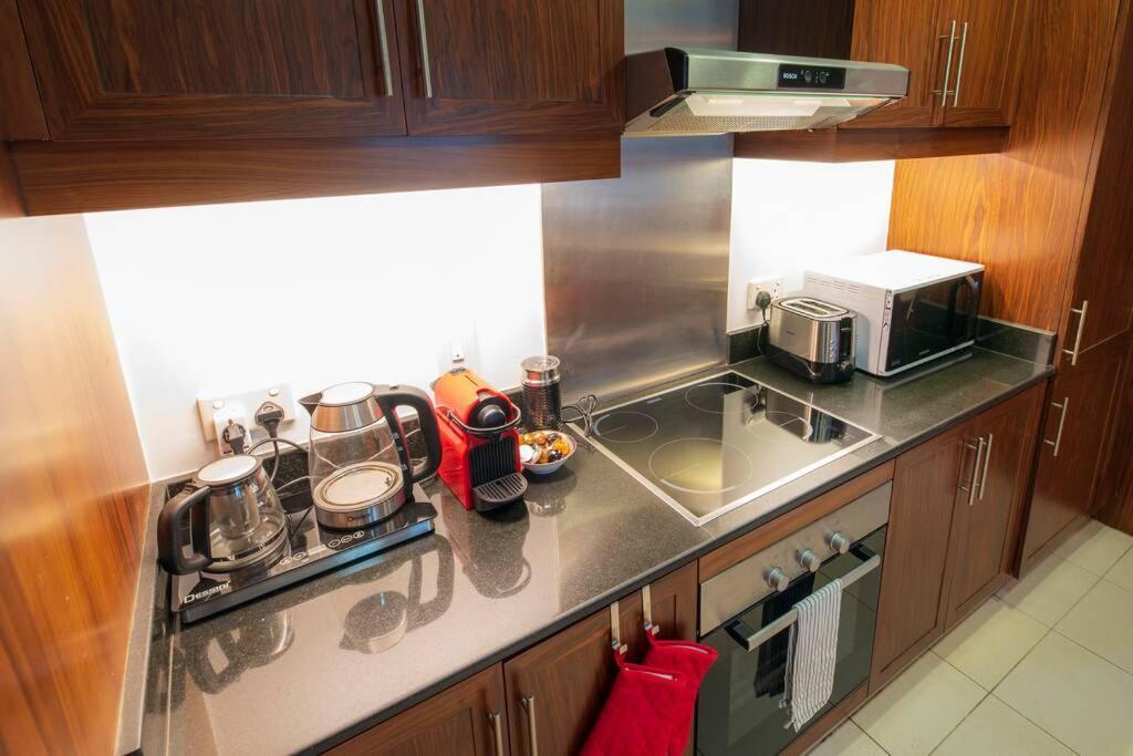 First Class 2Br With Full Burj Khalifa And Fountain View Dubai Ngoại thất bức ảnh